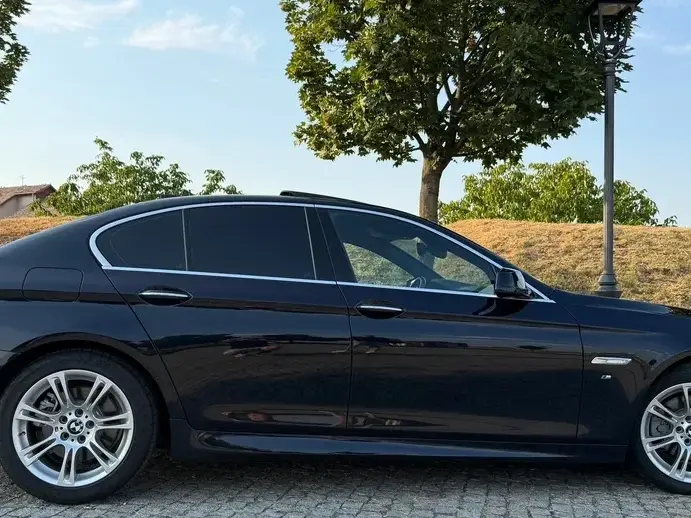 BMW Seria 5 F10/F11/F07 520d Sport-Aut.