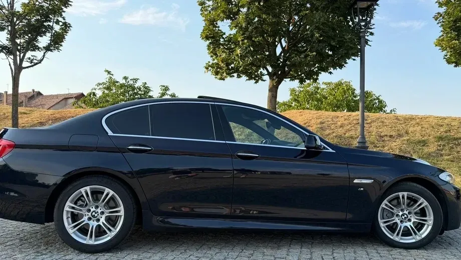 BMW Seria 5 F10/F11/F07 520d Sport-Aut. — imagine 3