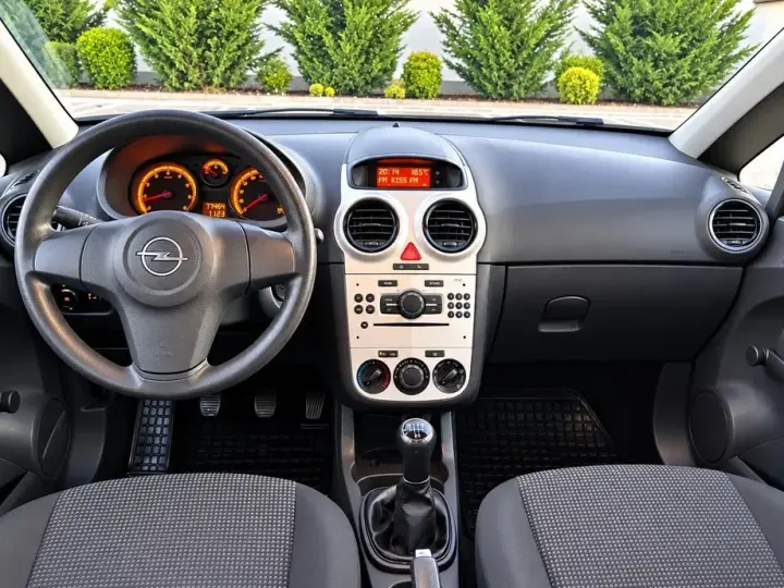 Opel Corsa D