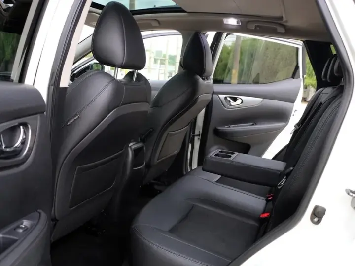 Nissan Qashqai II 1.6 DCI Xtronic TEKNA