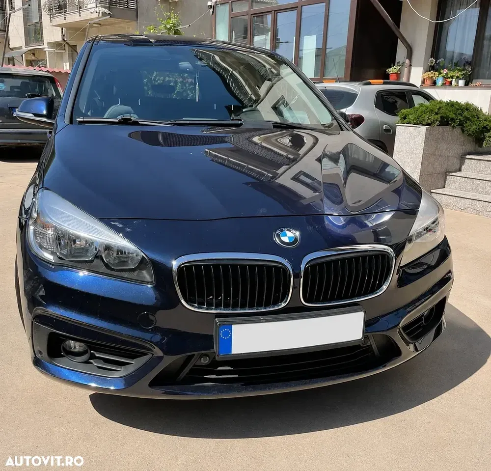 BMW Seria 2 216d Advantage — imagine 2