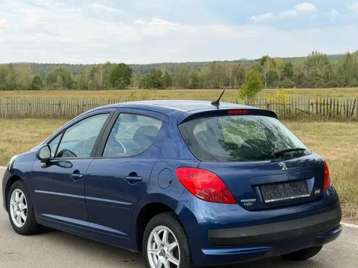 Peugeot 207 1.4E 16V Trendy