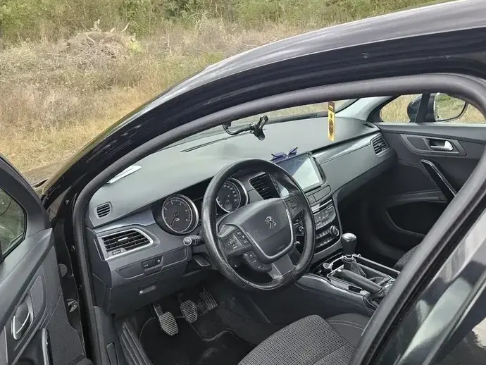 Peugeot 508 I 2.0 HDI FAP Active