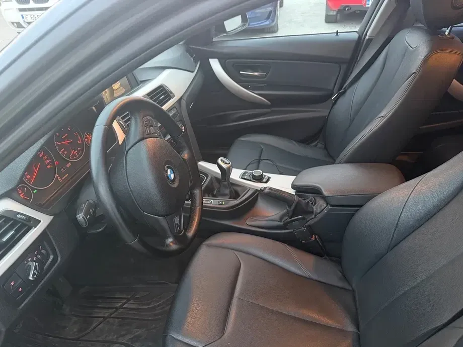 BMW Seria 3 318d — imagine 5
