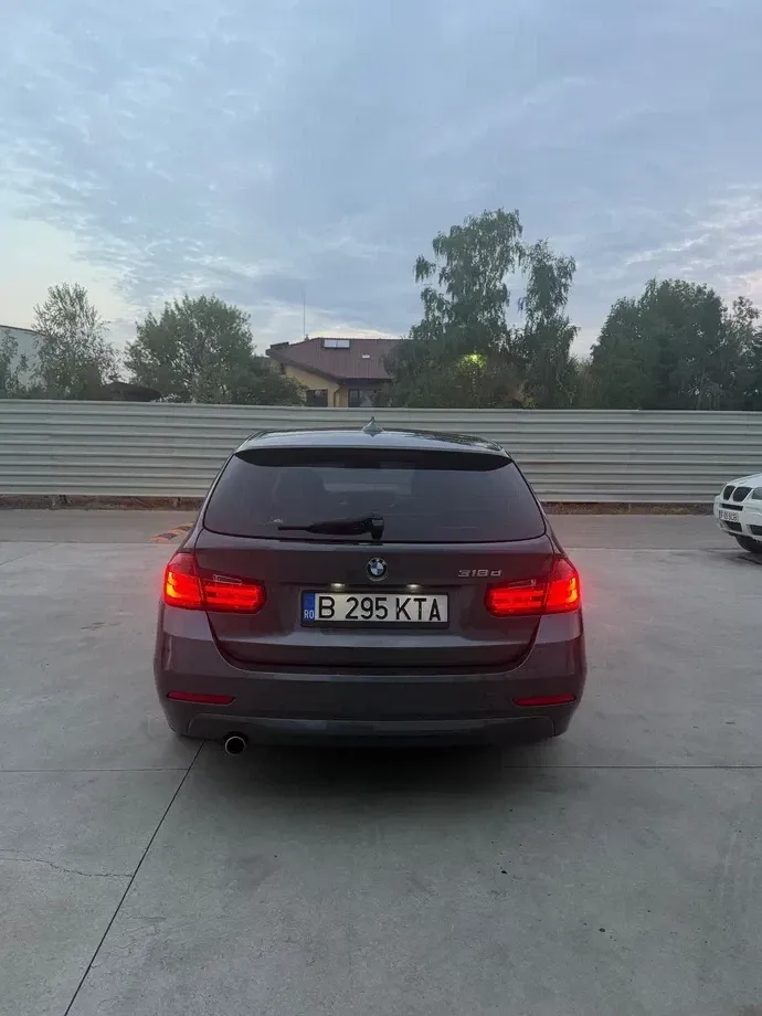 BMW Seria 3 318d — imagine 3