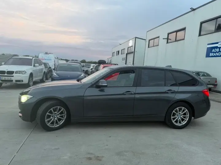 BMW Seria 3 318d
