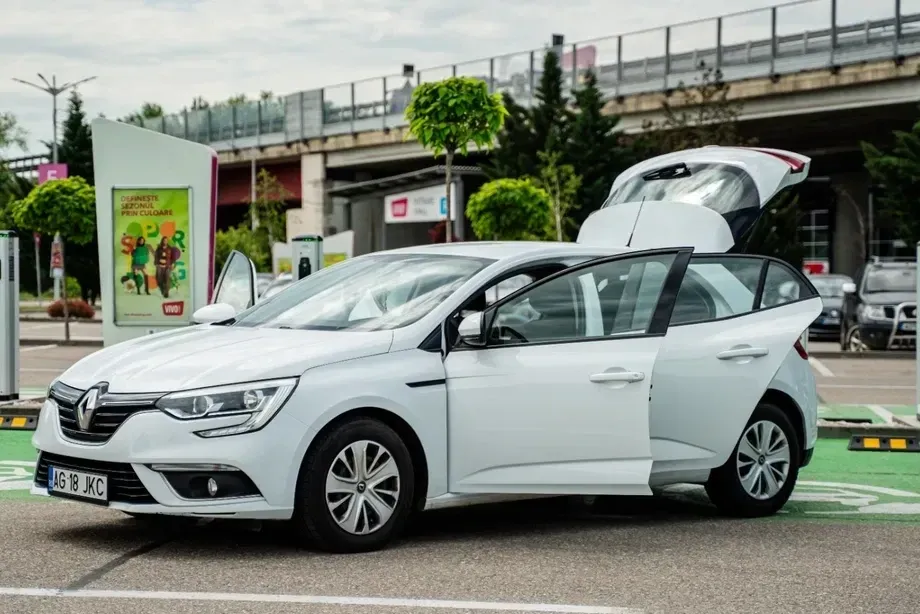 Renault Mégane 1.5 dCi Dynamique — imagine 5