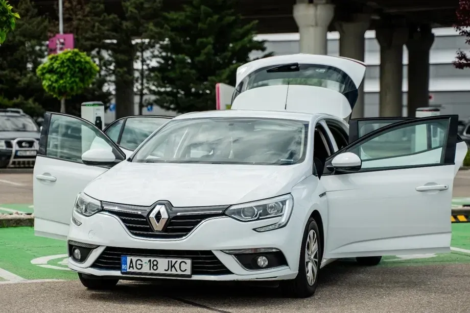 Renault Mégane 1.5 dCi Dynamique — imagine 4