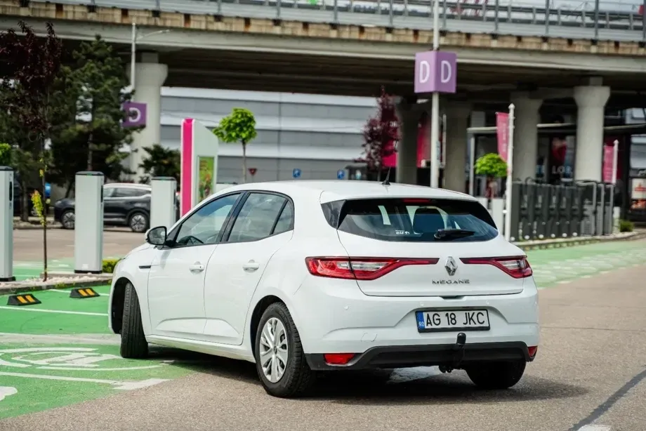 Renault Mégane 1.5 dCi Dynamique — imagine 6