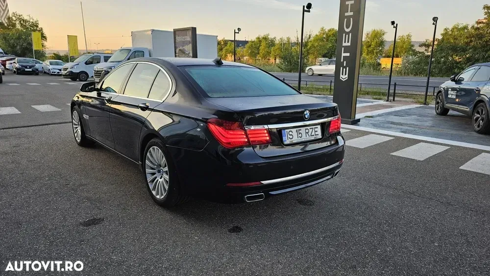 BMW Seria 7 740d xDrive — imagine 2