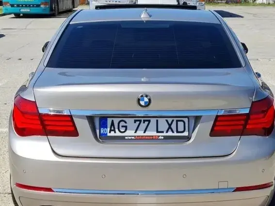BMW Seria 7 F01/F02 730d xDrive