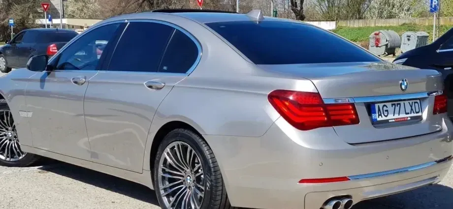 BMW Seria 7 F01/F02 730d xDrive — imagine 3