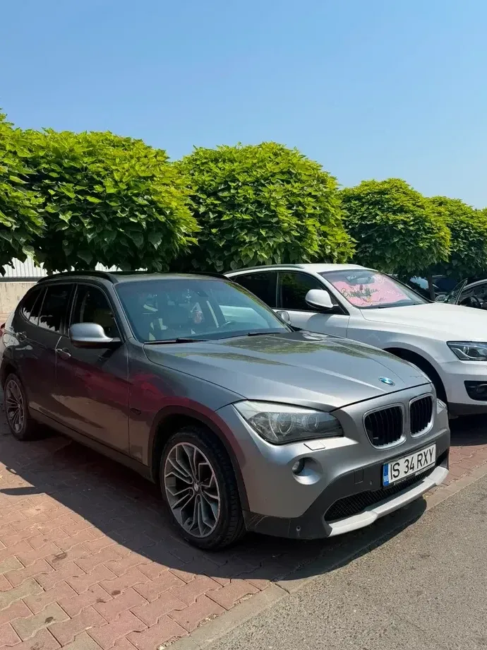 BMW X1 xDrive18d — imagine 2