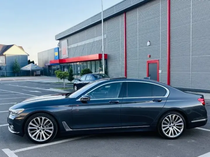 BMW Seria 7 G11/G12 730Ld