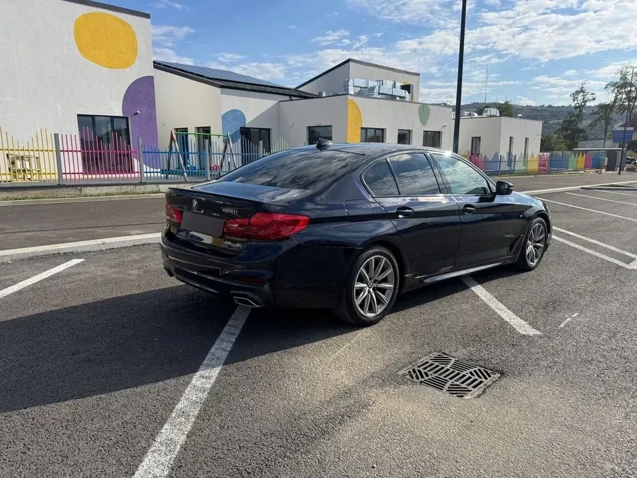 BMW Seria 5 G30/G31 520i AT — imagine 4