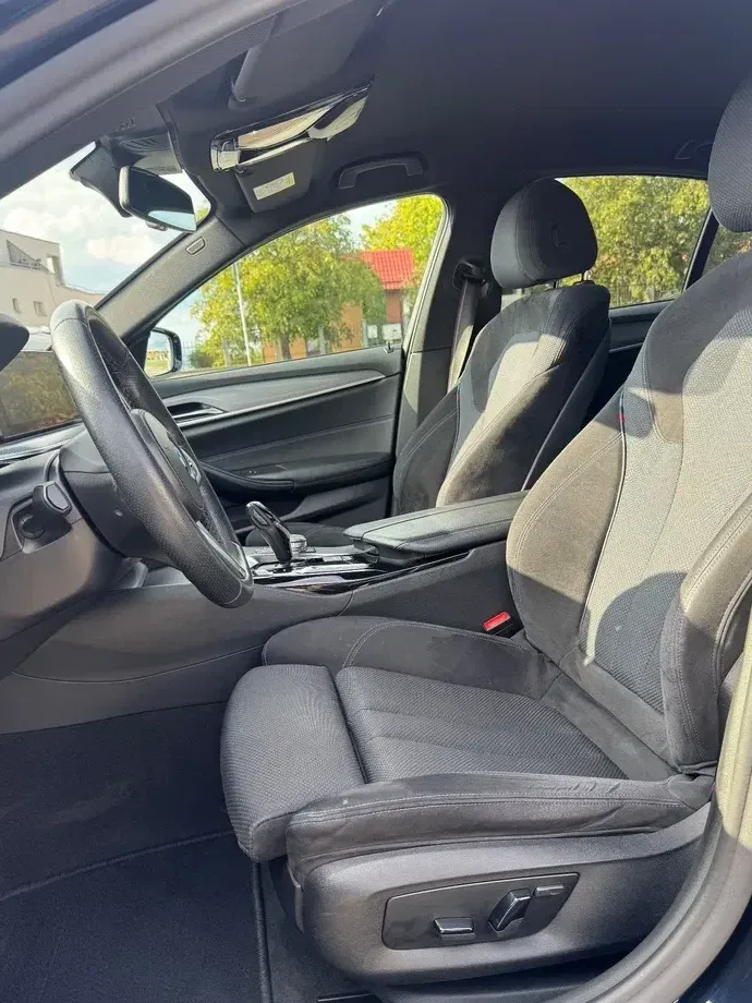 BMW Seria 5 G30/G31 520i AT — imagine 6
