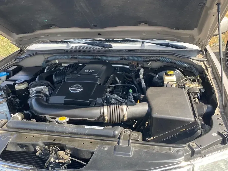 Nissan Pathfinder — imagine 4