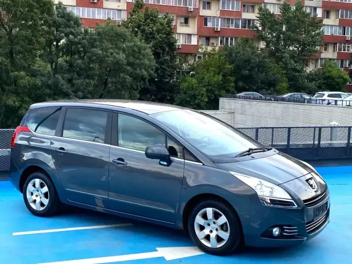 Peugeot 5008 1.6 VTI Confort Pack