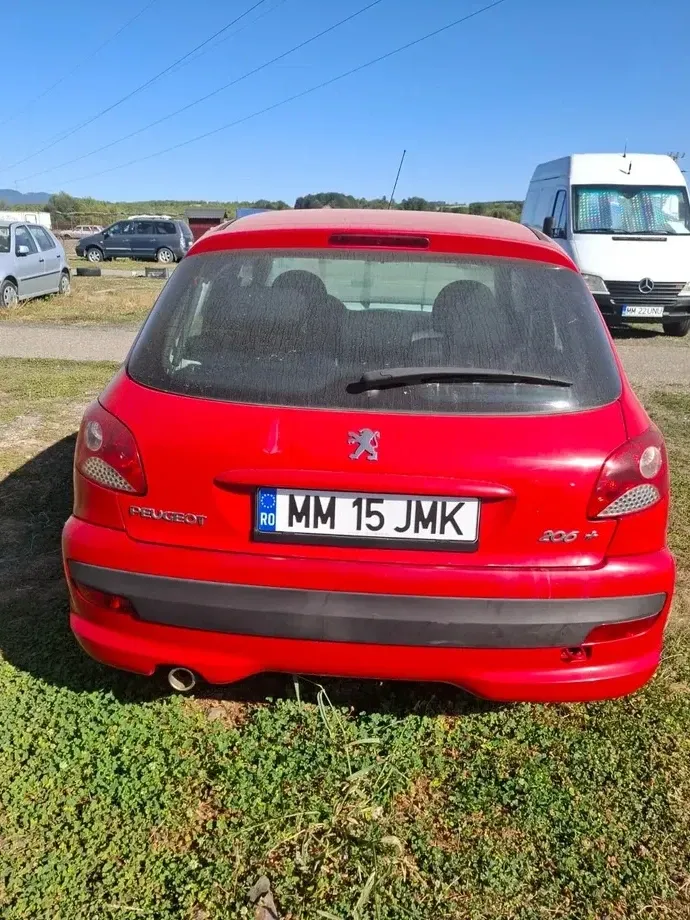 Peugeot 206+ — imagine 5