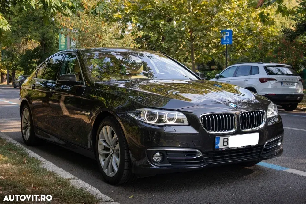 BMW Seria 5 F10/F11/F07 [2010 - 2017] 530d xDrive — imagine 4