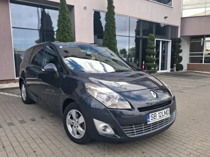 Renault Grand Scenic TCe 130 Dynamique