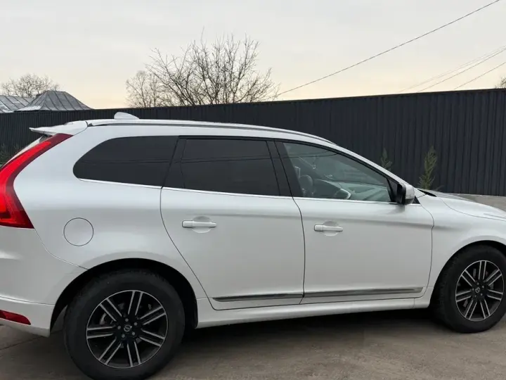 Volvo XC 60 I D4 VEA Start-Stop Momentum