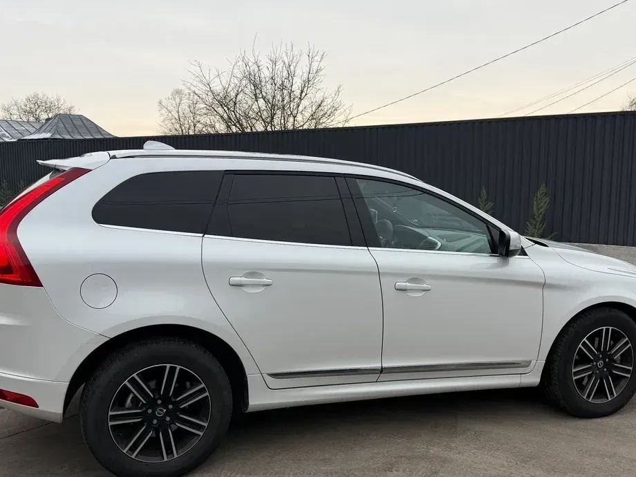 Volvo XC 60 I D4 VEA Start-Stop Momentum — imagine 3
