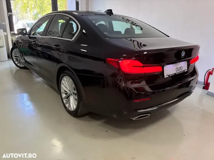 BMW Seria 5 G30/G31 [2017 - Prezent] 520d xDrive AT MHEV
