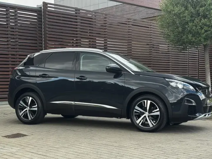 Peugeot 3008 II PureTech 130 Stop & Start GPF EAT8 Allure