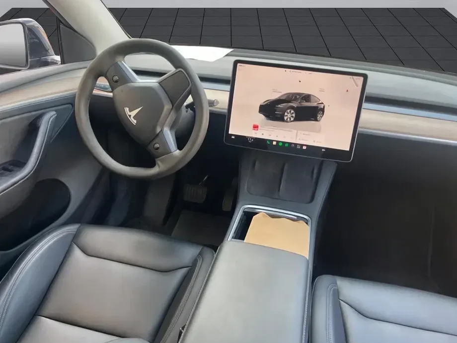 Tesla Model Y Long Range Dual Motor AWD — imagine 2