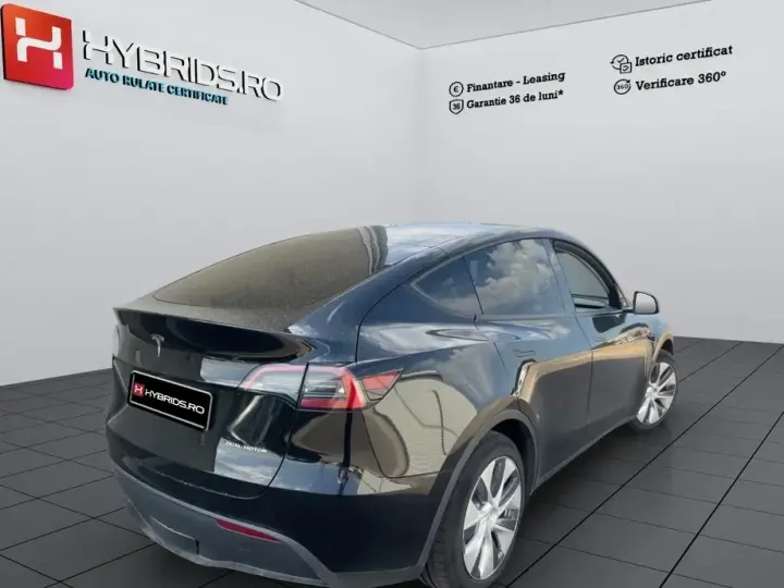 Tesla Model Y Long Range Dual Motor AWD