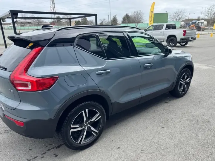Volvo XC 40 T3 Geartronic RDesign