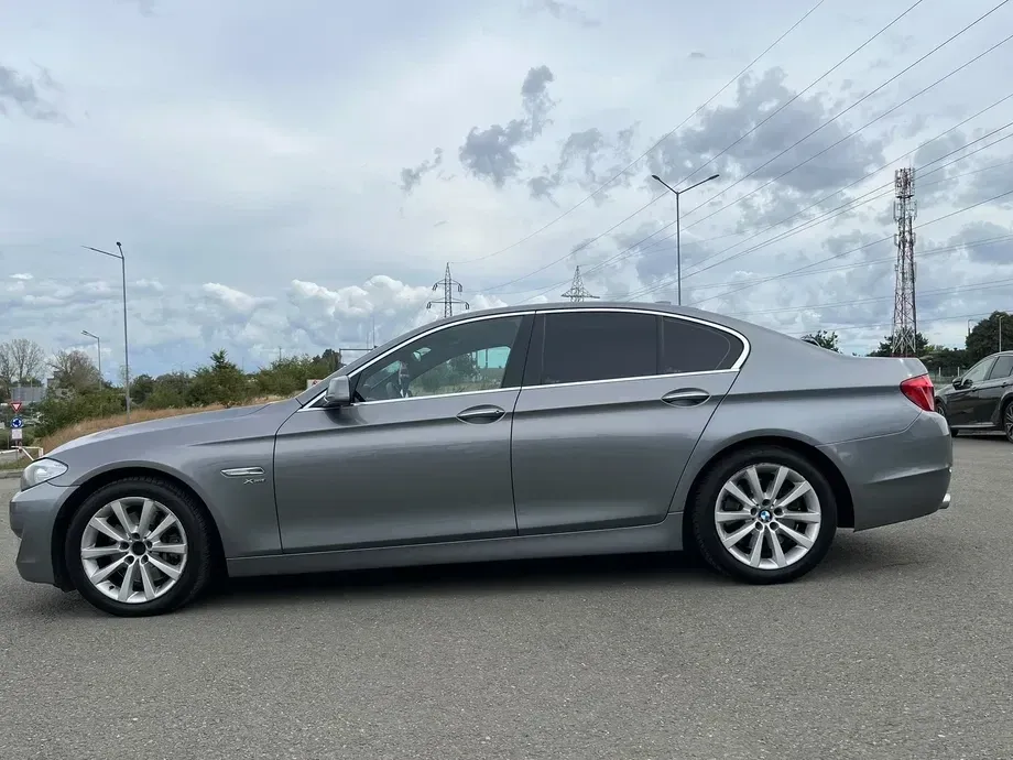 BMW Seria 5 F10/F11/F07 530d xDrive AT — imagine 2