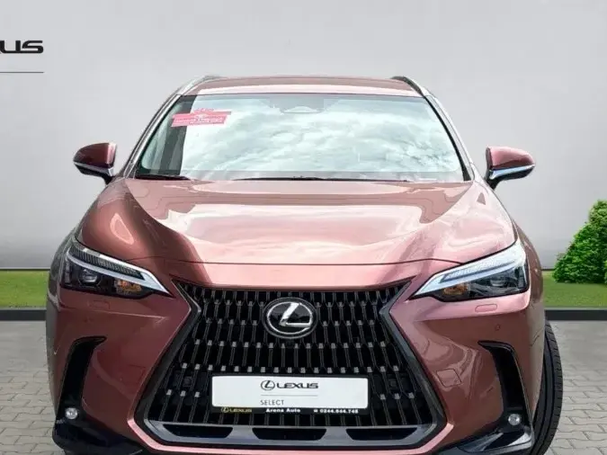 Lexus NX II 450h+ E-FOUR Executive
