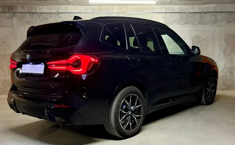 BMW X3 xDrive20i AT MHEV — imagine 4
