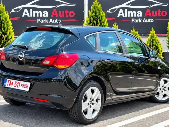 Opel Astra J 1.7 CDTI ECOTEC Selection