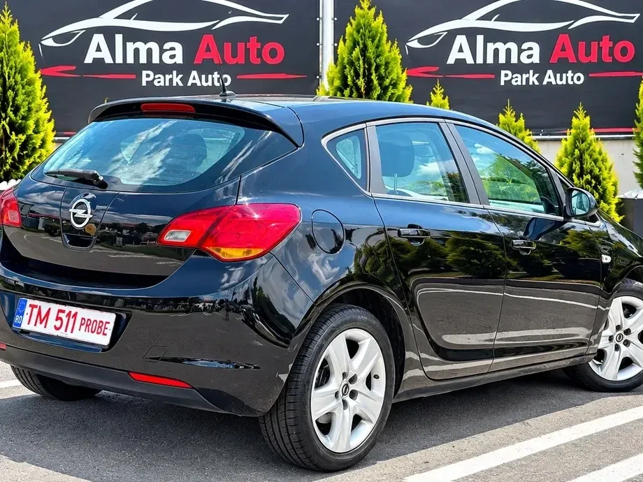 Opel Astra J 1.7 CDTI ECOTEC Selection — imagine 3