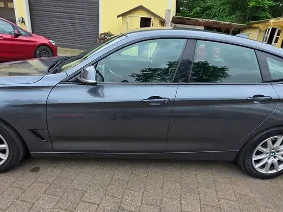 BMW Seria 3 F30/F31/F34 318d M Sport