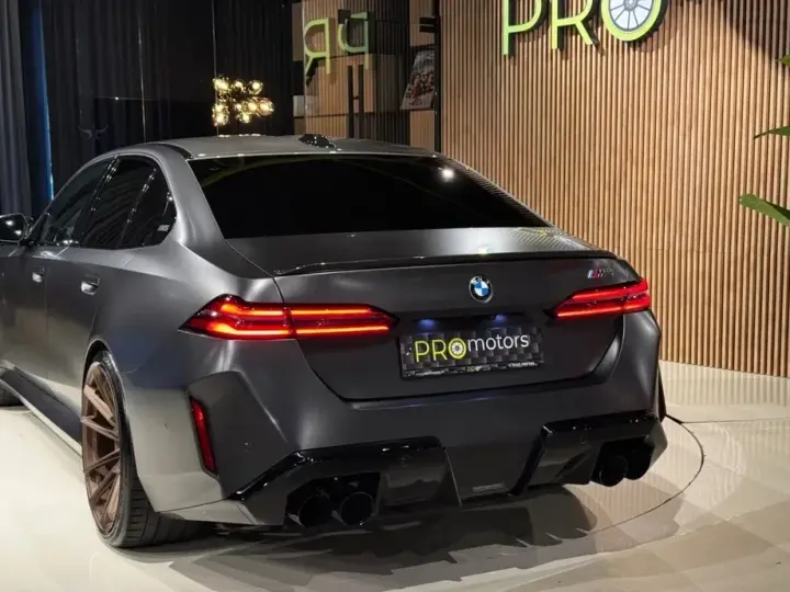 BMW M5