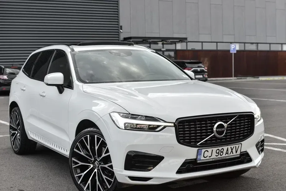 Volvo XC 60 II D4 AWD R-Design — imagine 4