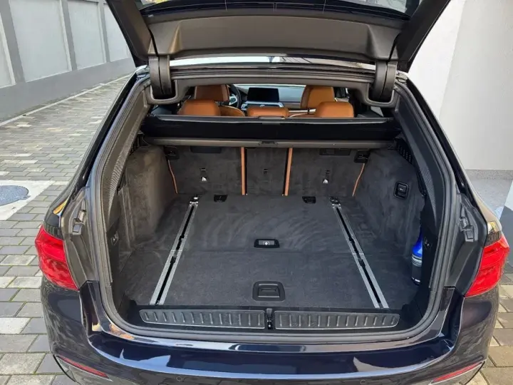 BMW Seria 5 G30/G31 520d Aut. M Sport Edition