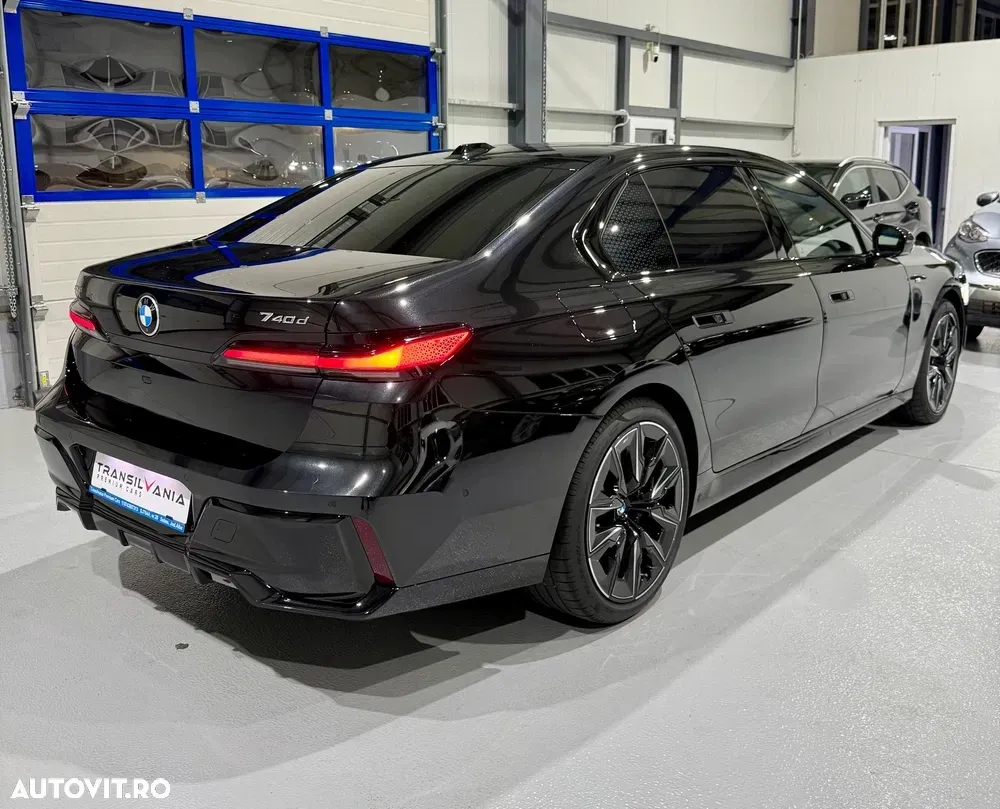 BMW Seria 7 G70 [2022-Prezent] — imagine 6