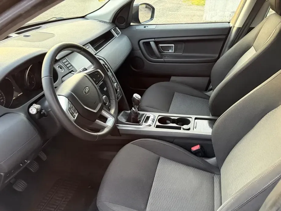 Land Rover Discovery — imagine 4