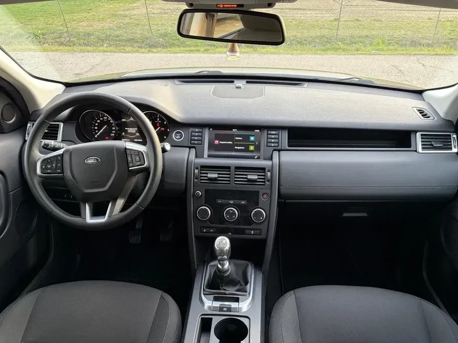 Land Rover Discovery — imagine 6