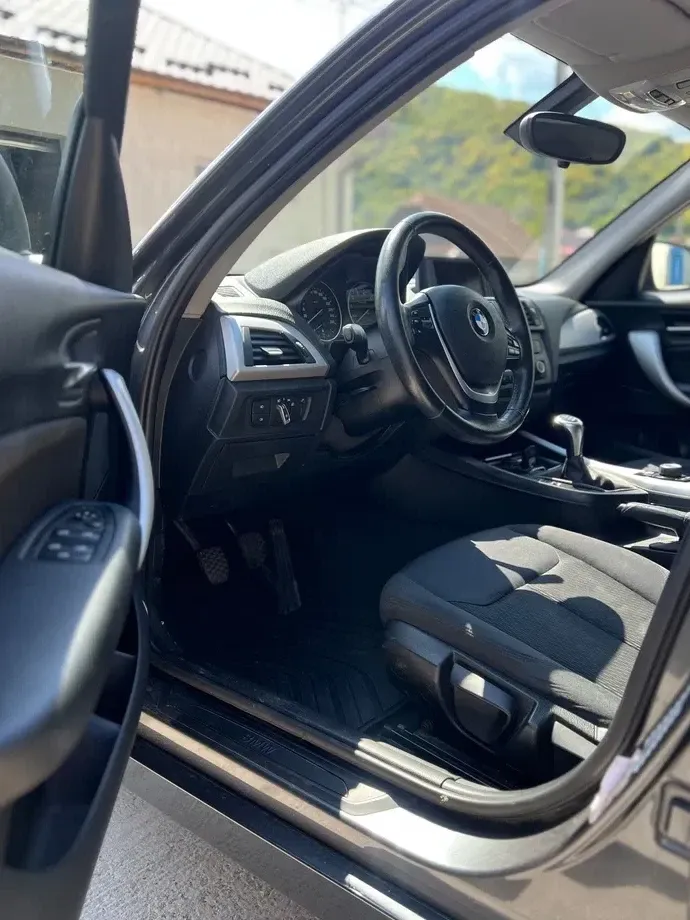 BMW Seria 1 F20/F21 116i — imagine 6