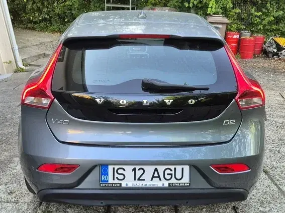 Volvo V40 II D2 Momentum