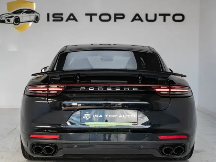 Porsche Panamera Turbo