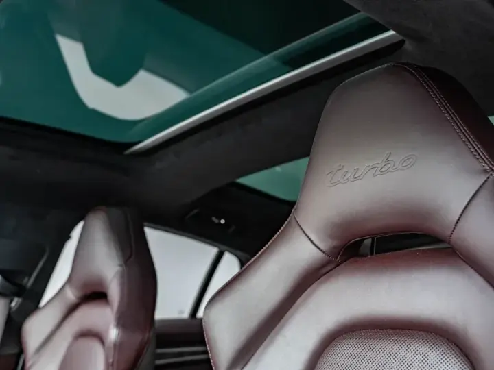 Porsche Panamera Turbo