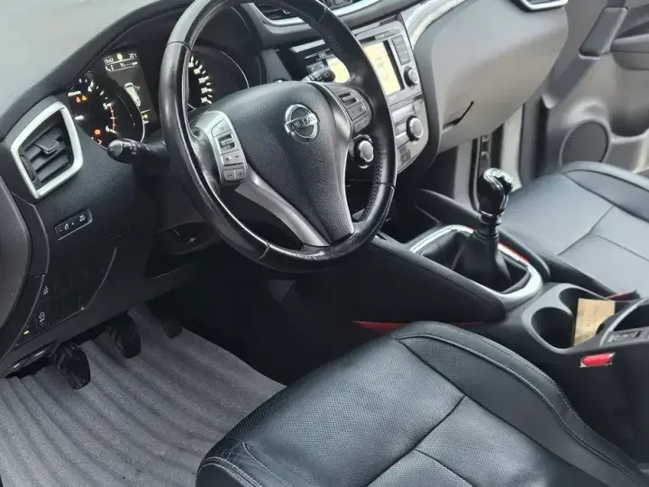Nissan Qashqai 1.6 dCi DPF Start/Stop 360
