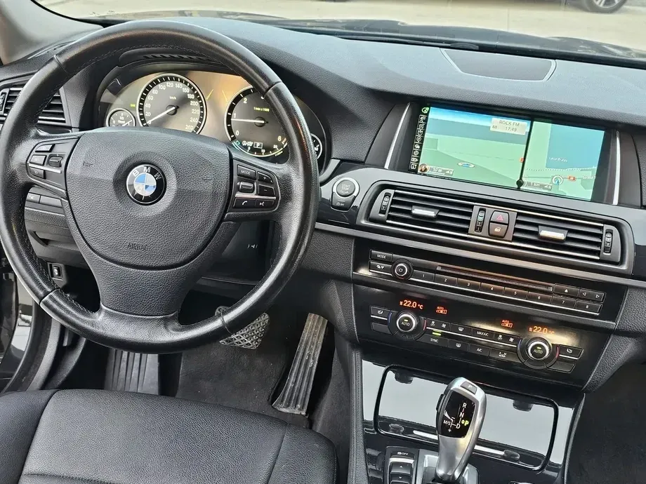 BMW Seria 5 520d AT — imagine 3